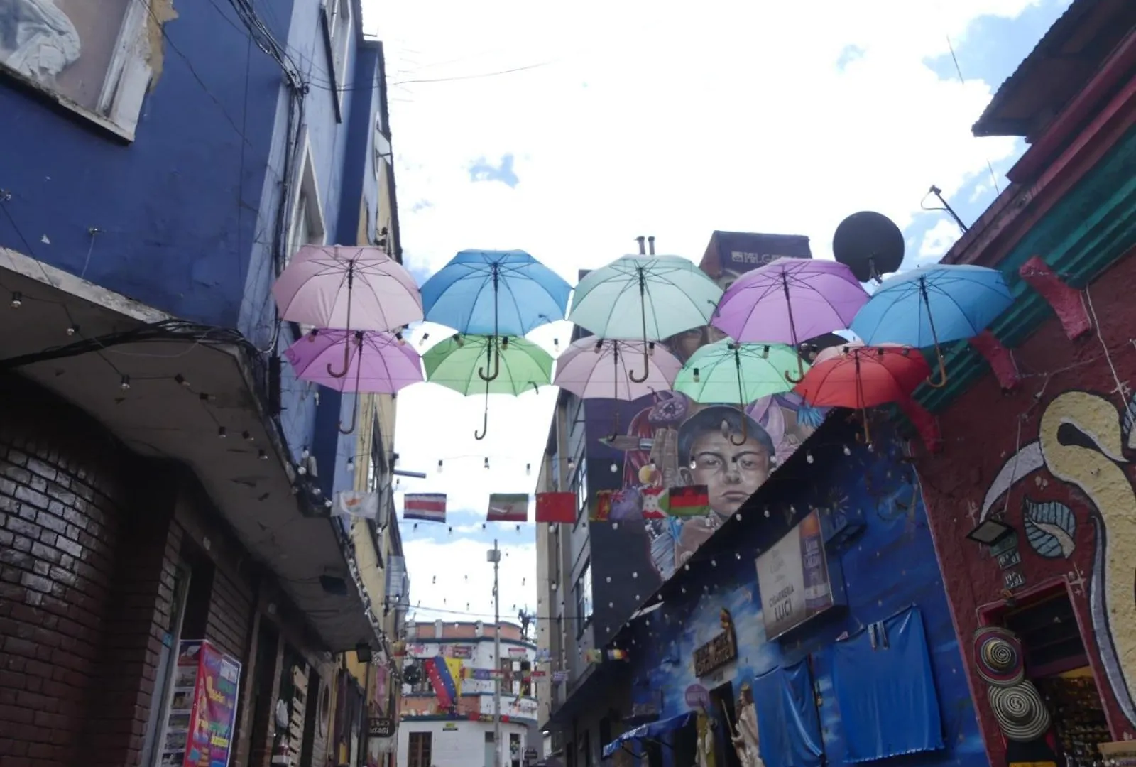 Hostal Hanoi En ボゴタ ゲストハウス